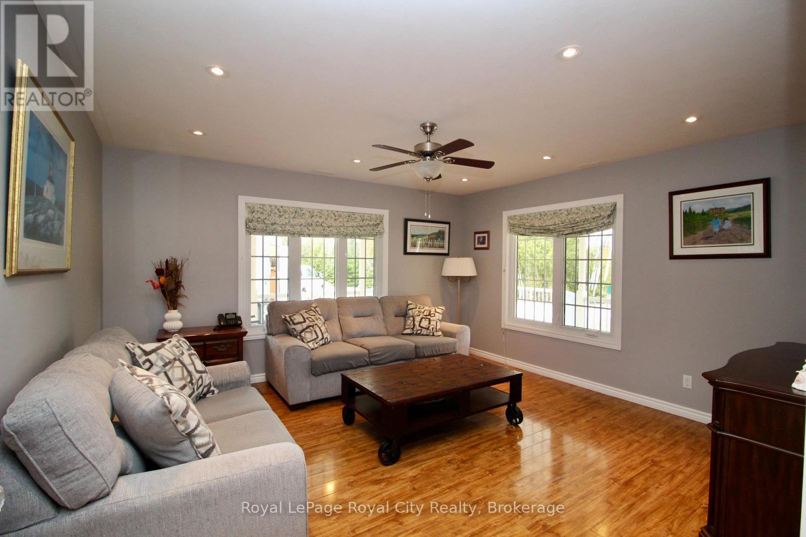 13 Elgin Street, Northern Bruce Peninsula, Ontario  N0H 2R0 - Photo 14 - X12089342