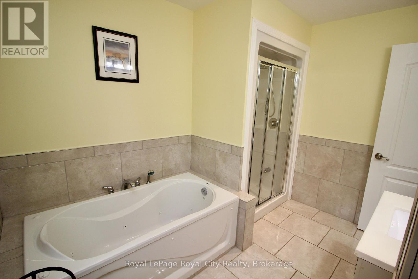 13 Elgin Street, Northern Bruce Peninsula, Ontario  N0H 2R0 - Photo 29 - X12089342