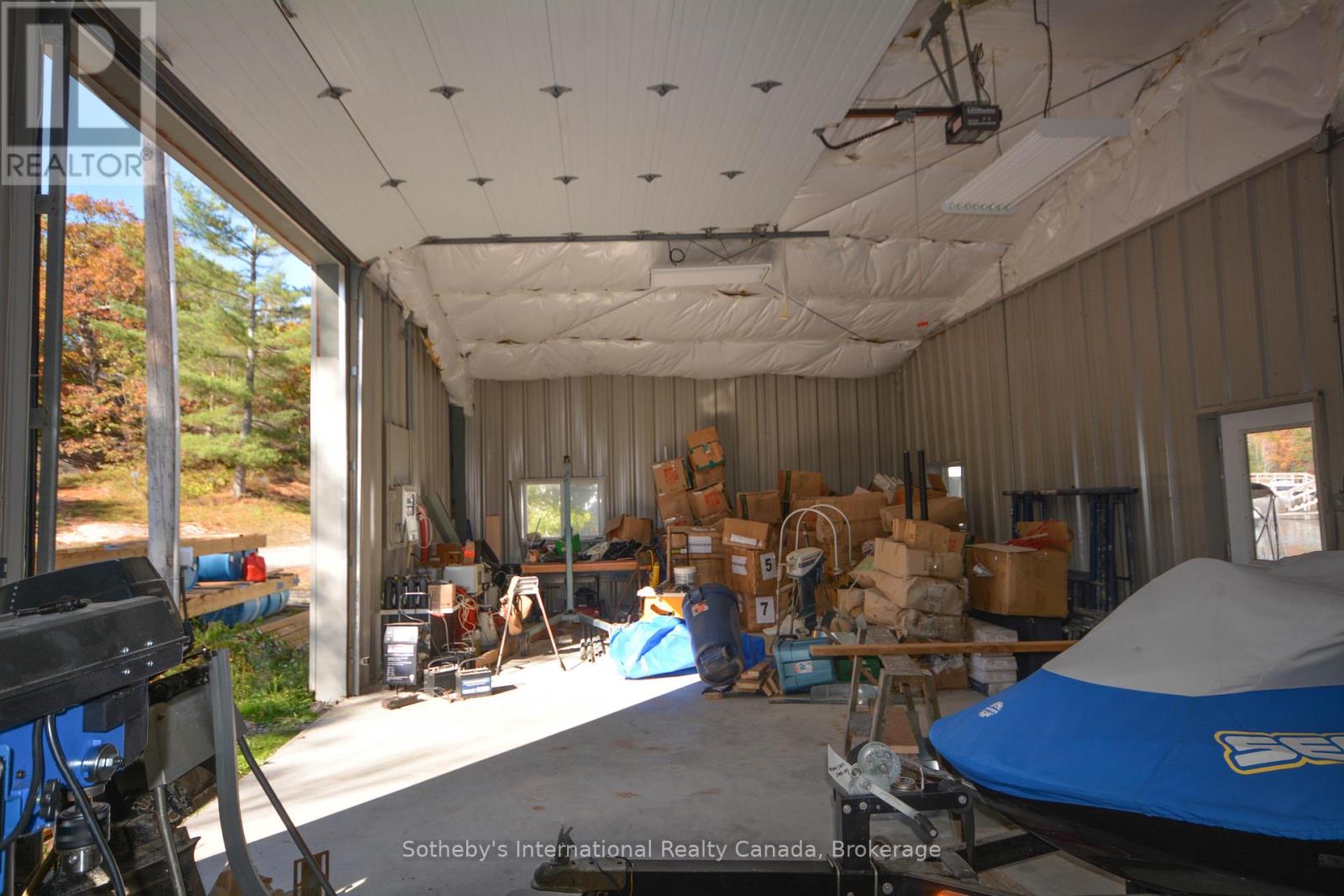 827 Go Home Lake Road, Georgian Bay, Ontario  P0C 1H0 - Photo 8 - X12093381