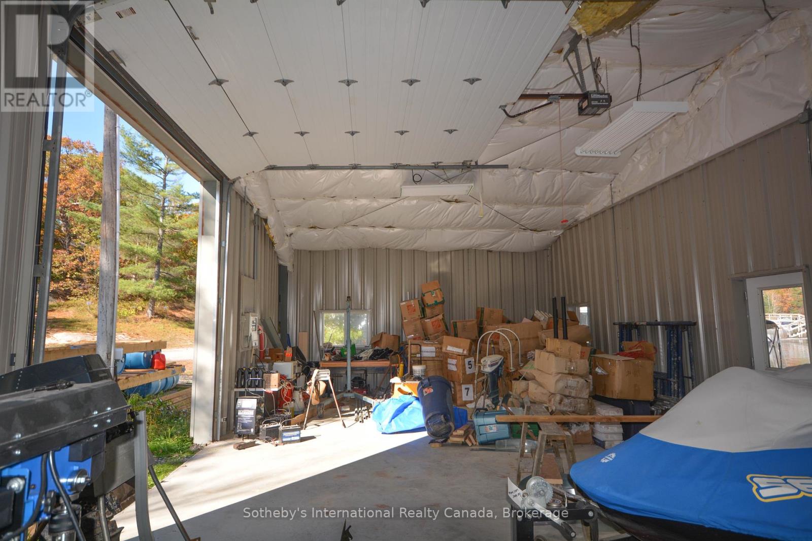 827 Go Home Lake Road, Georgian Bay, Ontario  P0C 1H0 - Photo 9 - X12093381