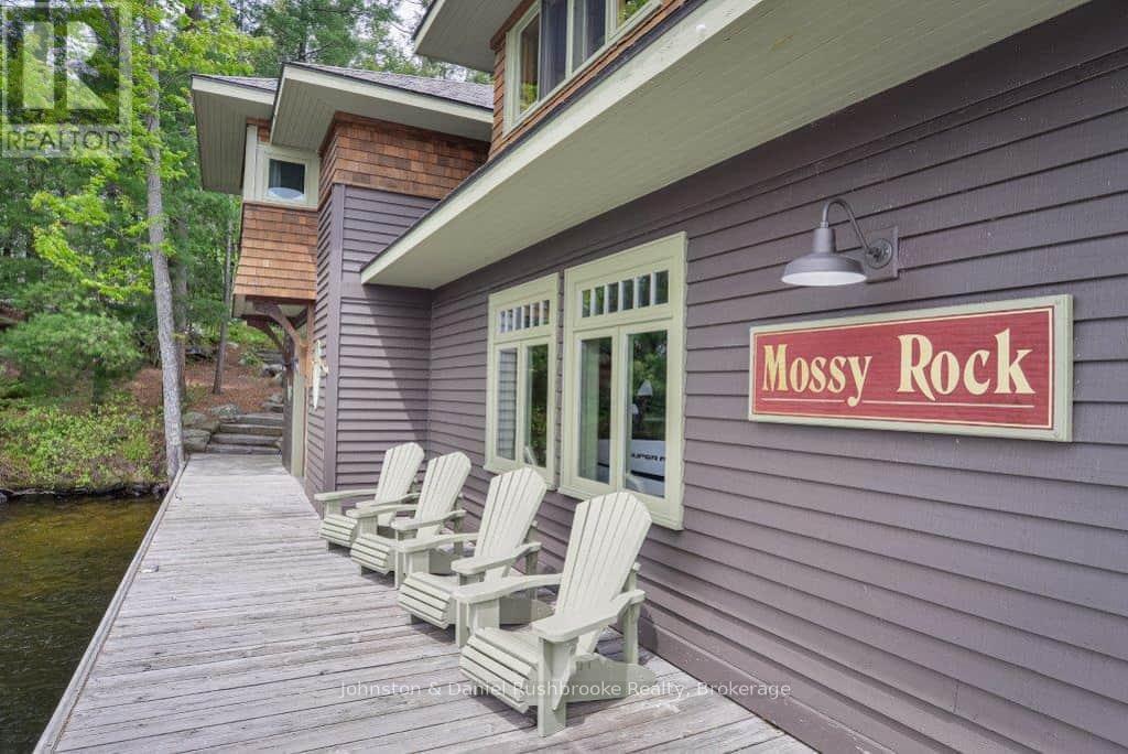0 MOSSY ROCK, Muskoka Lakes, Ontario