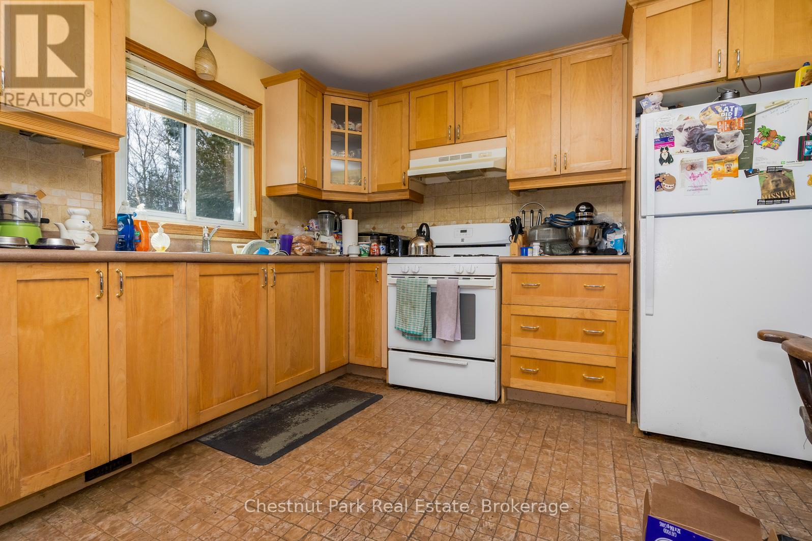 380 Main Street W, Southgate, Ontario  N0C 1B0 - Photo 14 - X12095082