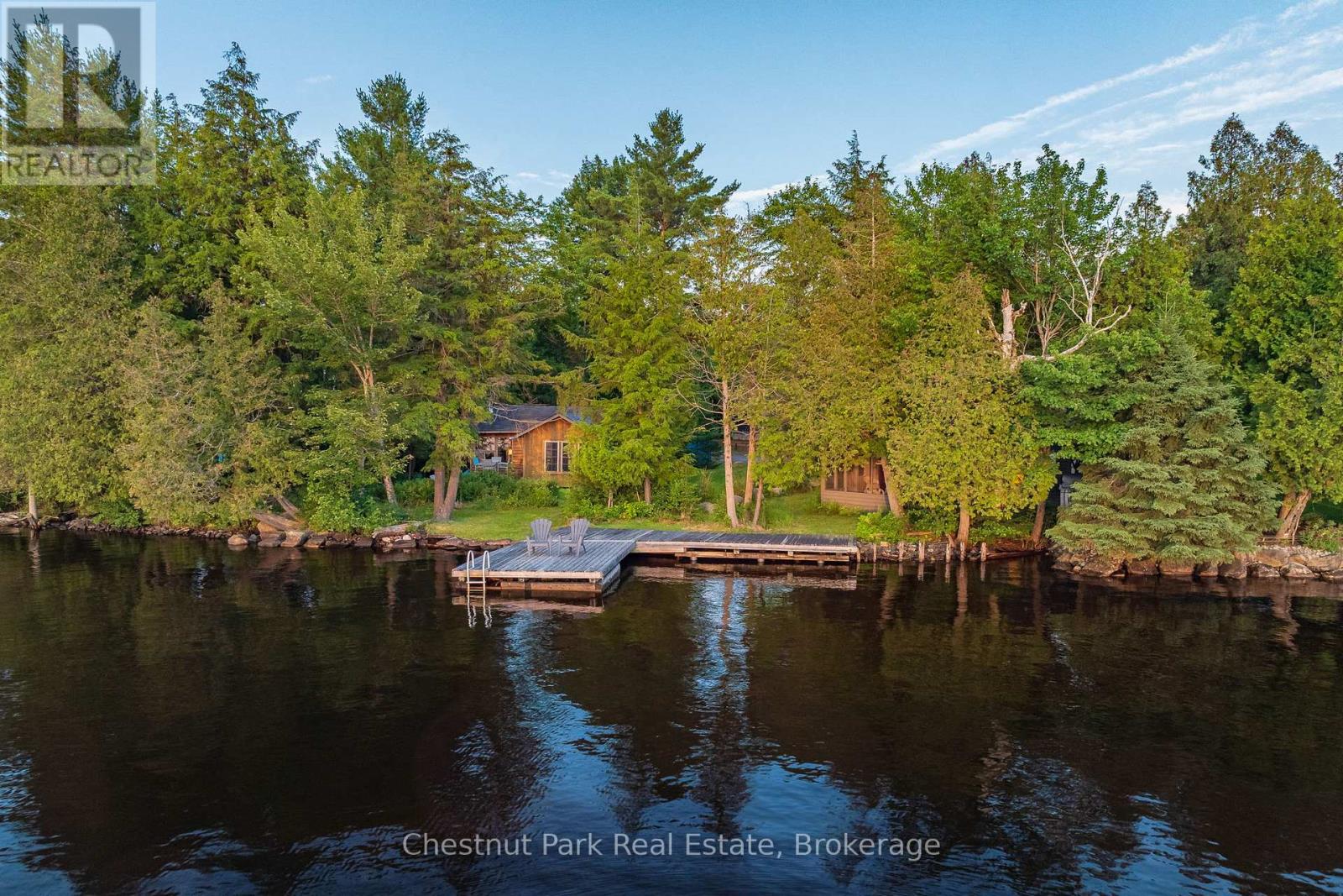 464 Springfield Road, Huntsville, Ontario  P1H 2J3 - Photo 3 - X12095639