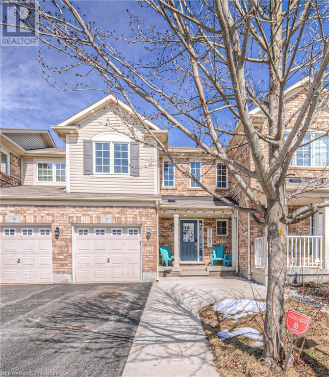 7 ABBOTT Crescent, Cambridge, Ontario
