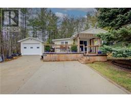 18 MAPLE, Mount Forest, Ontario