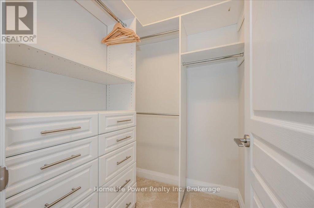 2102 - 1 Hurontario Street, Mississauga, Ontario  L5G 0A3 - Photo 33 - W12096650