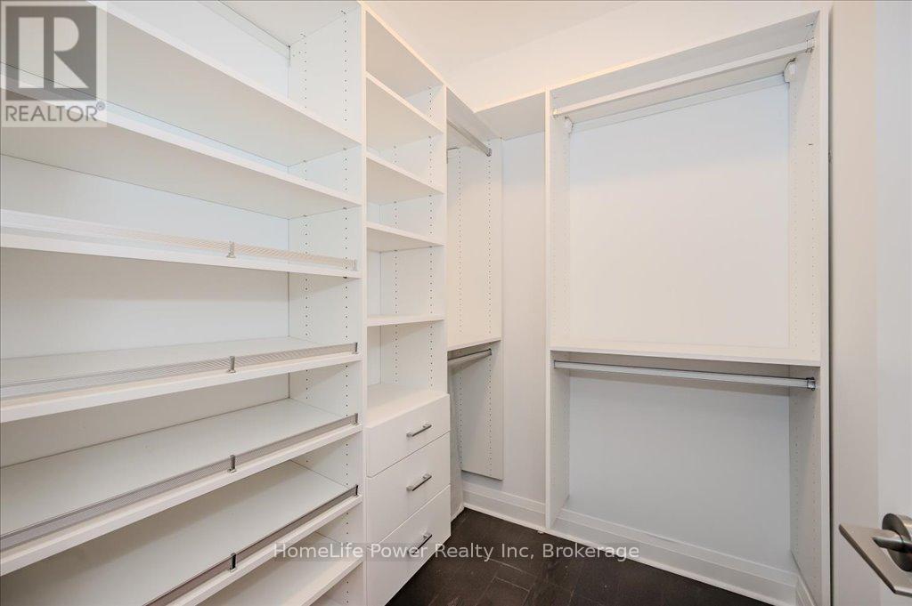 2001 - 1 Hurontario Street, Mississauga, Ontario  L5G 0A3 - Photo 11 - W12096658