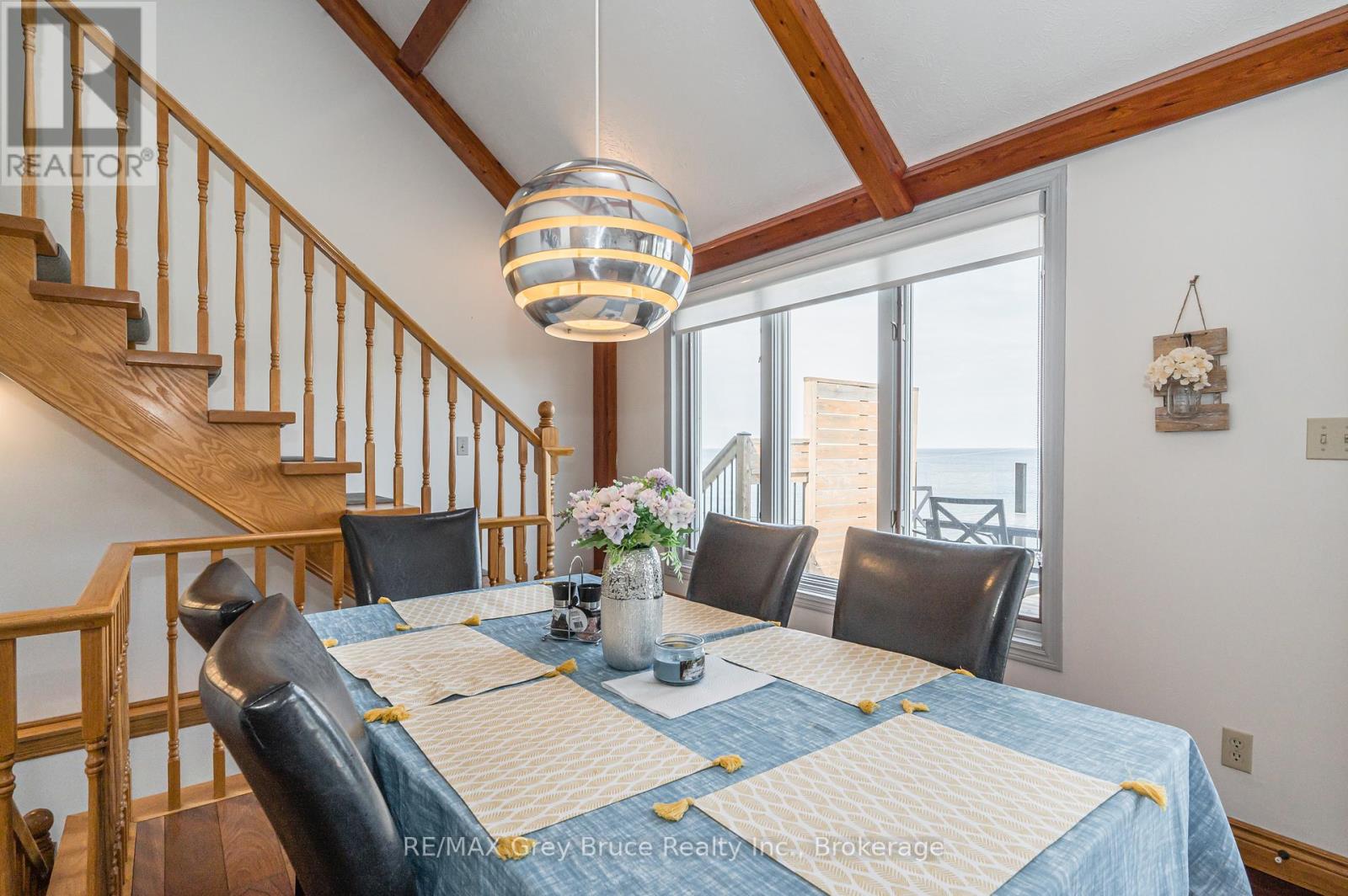 101 North Shore Road, Northern Bruce Peninsula, Ontario  N0H 1W0 - Photo 16 - X12097078