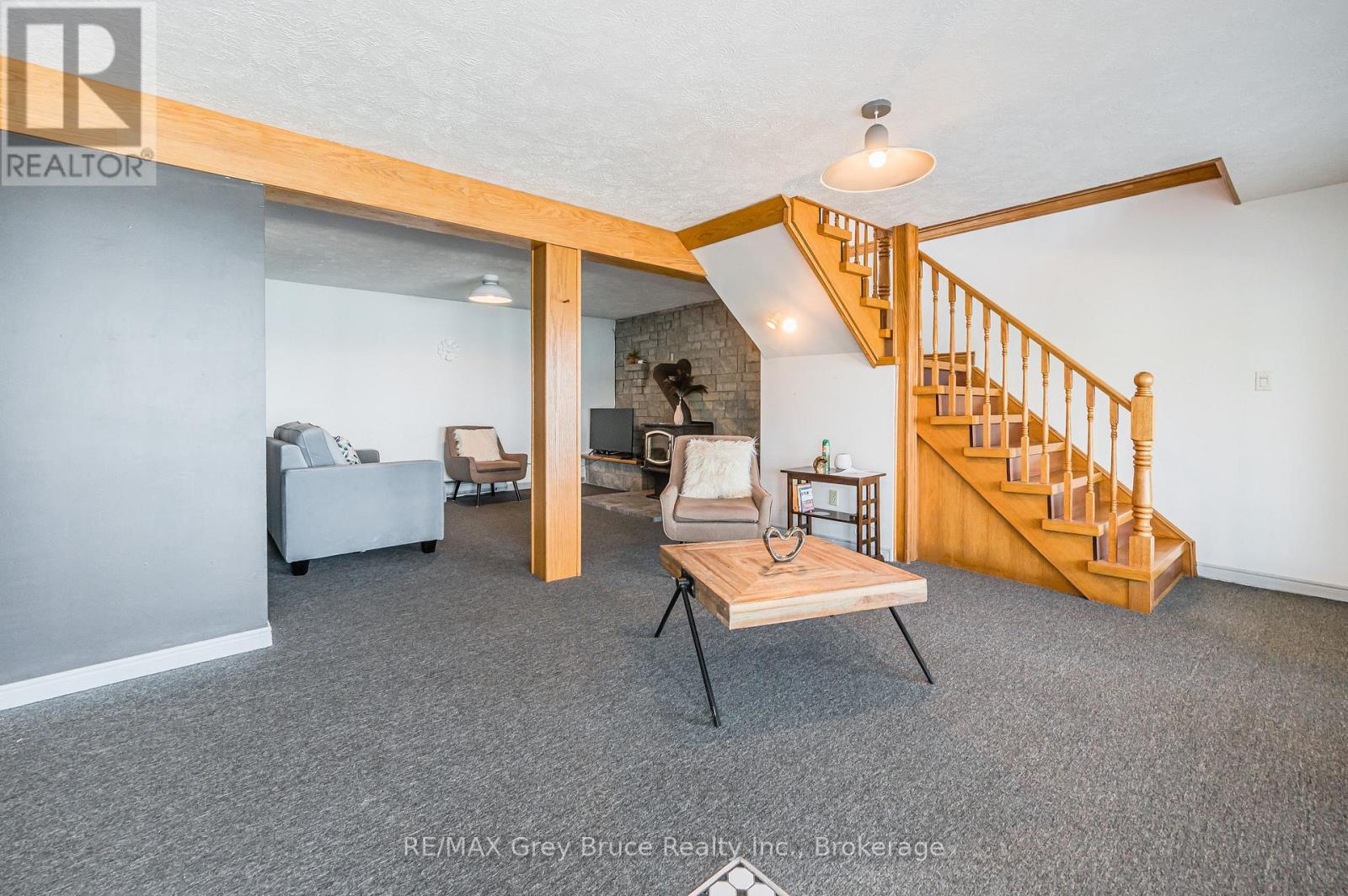 101 North Shore Road, Northern Bruce Peninsula, Ontario  N0H 1W0 - Photo 35 - X12097078