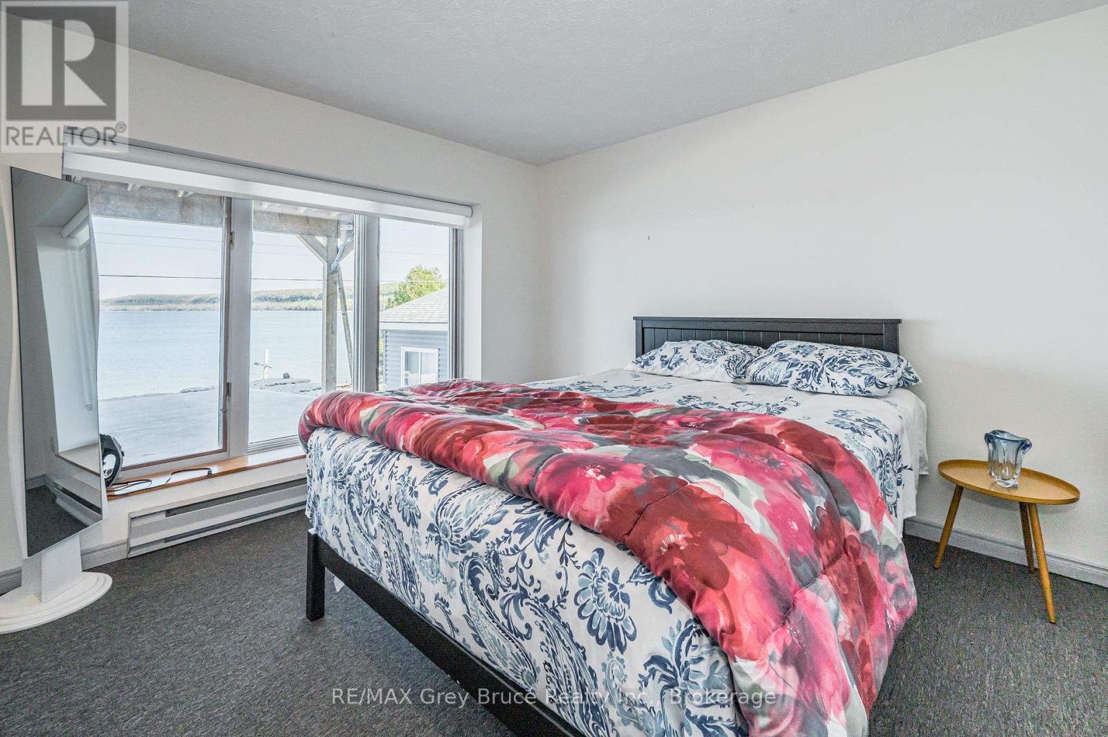 101 North Shore Road, Northern Bruce Peninsula, Ontario  N0H 1W0 - Photo 40 - X12097078