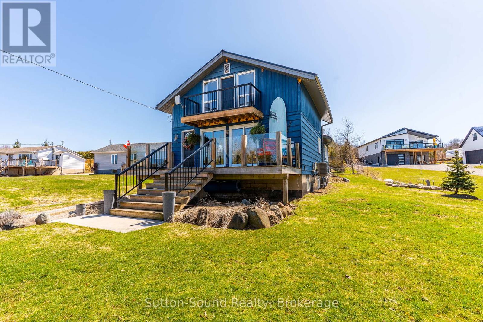 146 Sunset Boulevard, Georgian Bluffs, Ontario  N0H 2T0 - Photo 1 - X12097464