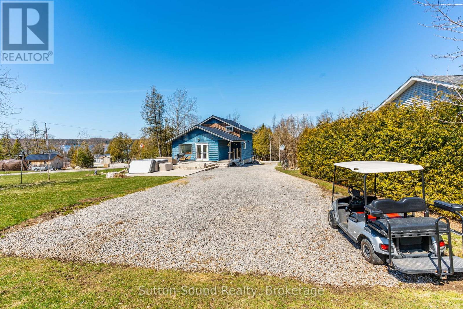 146 Sunset Boulevard, Georgian Bluffs, Ontario  N0H 2T0 - Photo 31 - X12097464