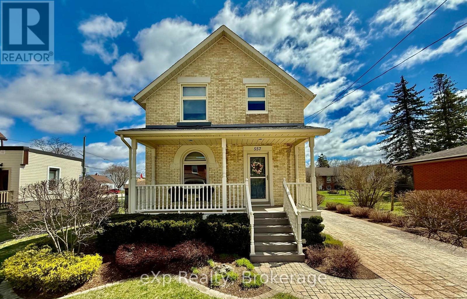 557 12th Avenue, Hanover, Ontario  N4N 2V4 - Photo 1 - X12097524
