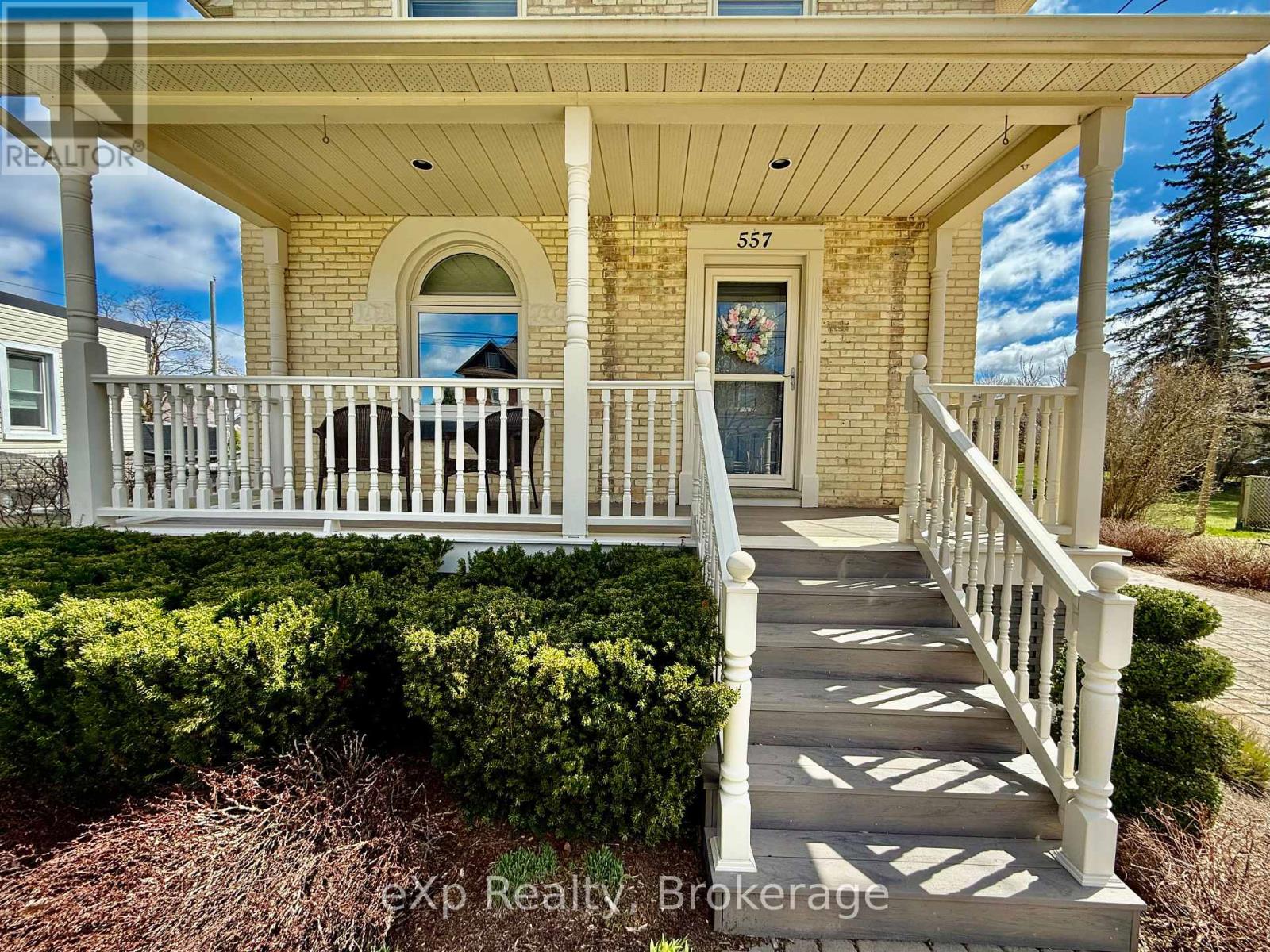 557 12th Avenue, Hanover, Ontario  N4N 2V4 - Photo 3 - X12097524