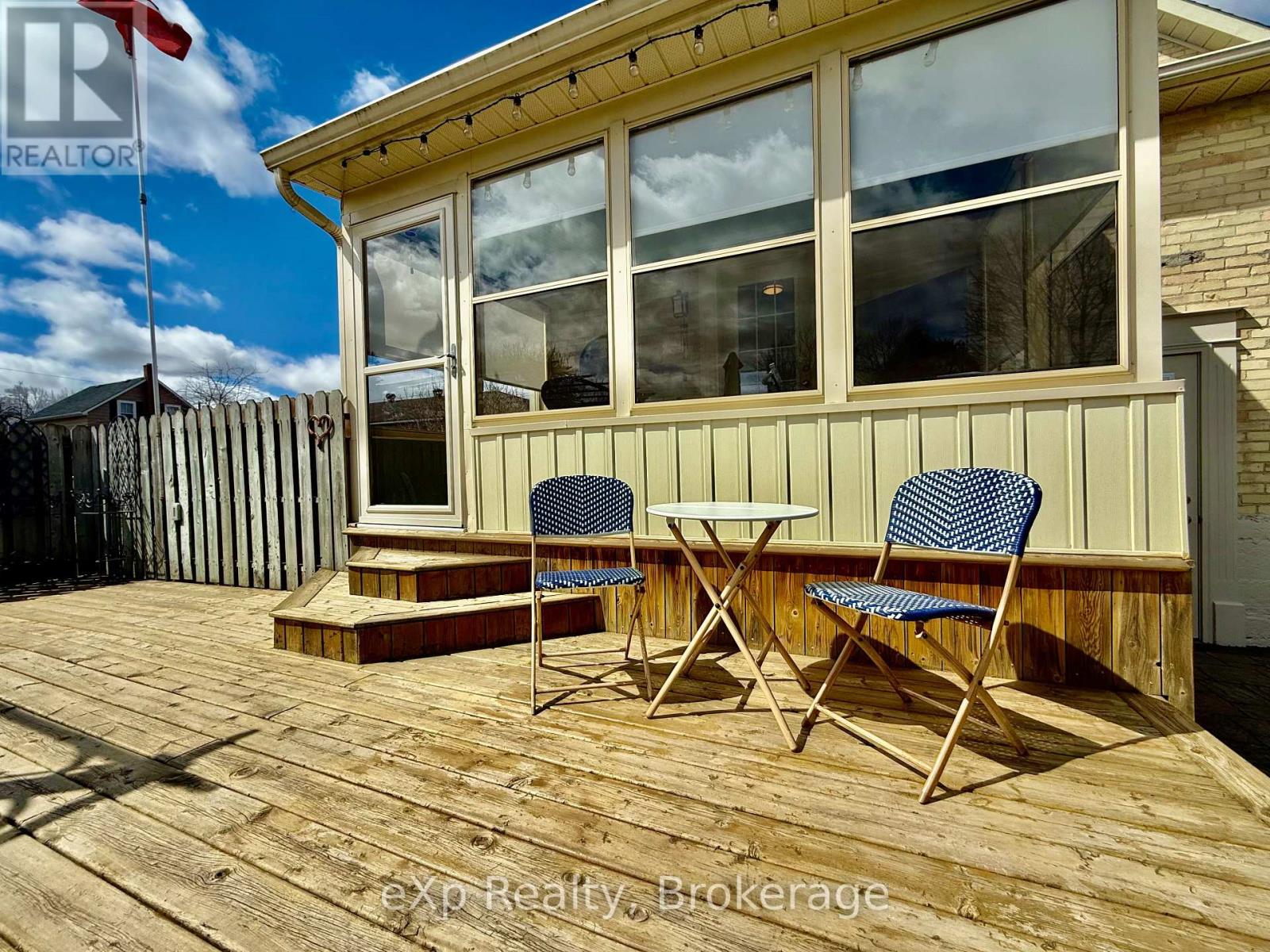 557 12th Avenue, Hanover, Ontario  N4N 2V4 - Photo 35 - X12097524