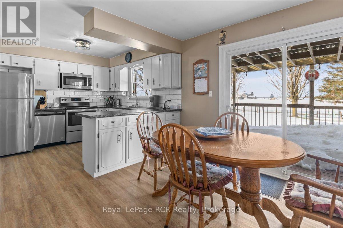 392158 Grey 109 Road, Southgate, Ontario  N0G 2A0 - Photo 15 - X12097544