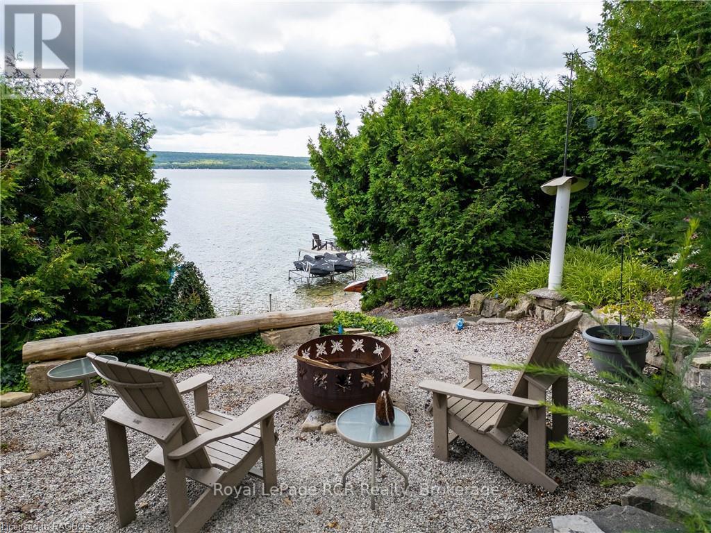 2 1st Avenue, South Bruce Peninsula, Ontario  N0H 2T0 - Photo 33 - X12097845