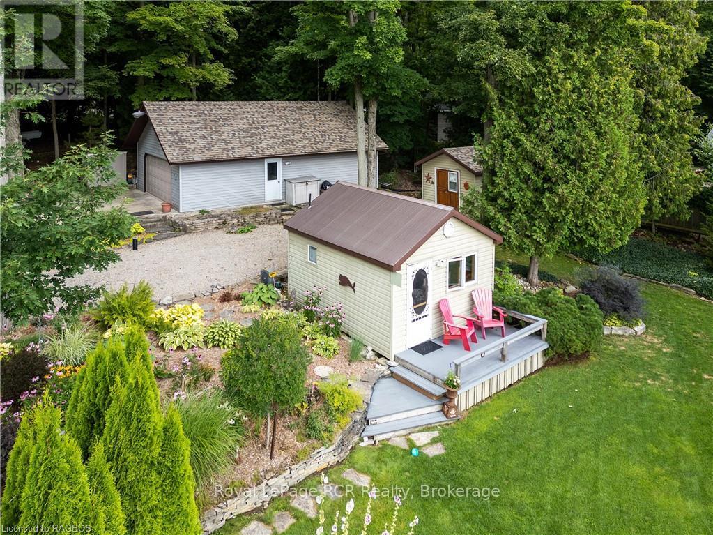 2 1st Avenue, South Bruce Peninsula, Ontario  N0H 2T0 - Photo 48 - X12097845