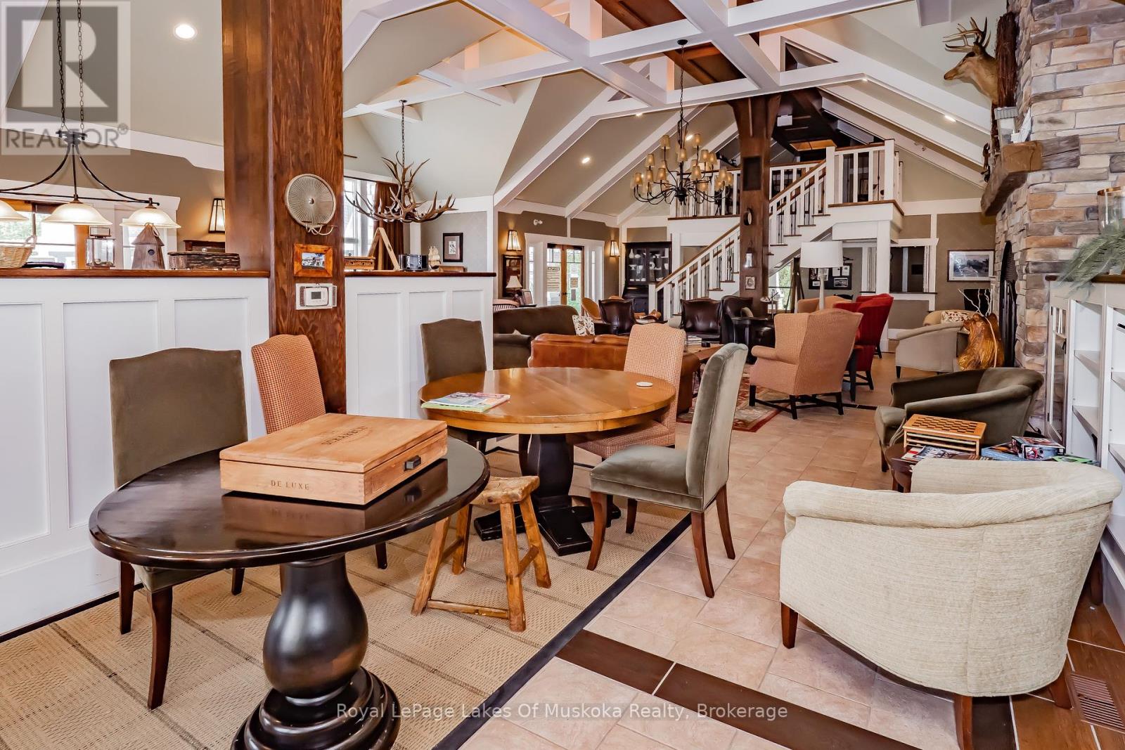 Villa 1, Week 3 - 1020 Birch Glen Road, Lake Of Bays, Ontario  P0B 1A0 - Photo 6 - X12098763