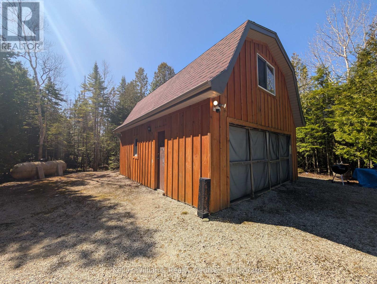 38 Devils Glen Road, Northern Bruce Peninsula, Ontario  N0H 2T0 - Photo 15 - X12099152