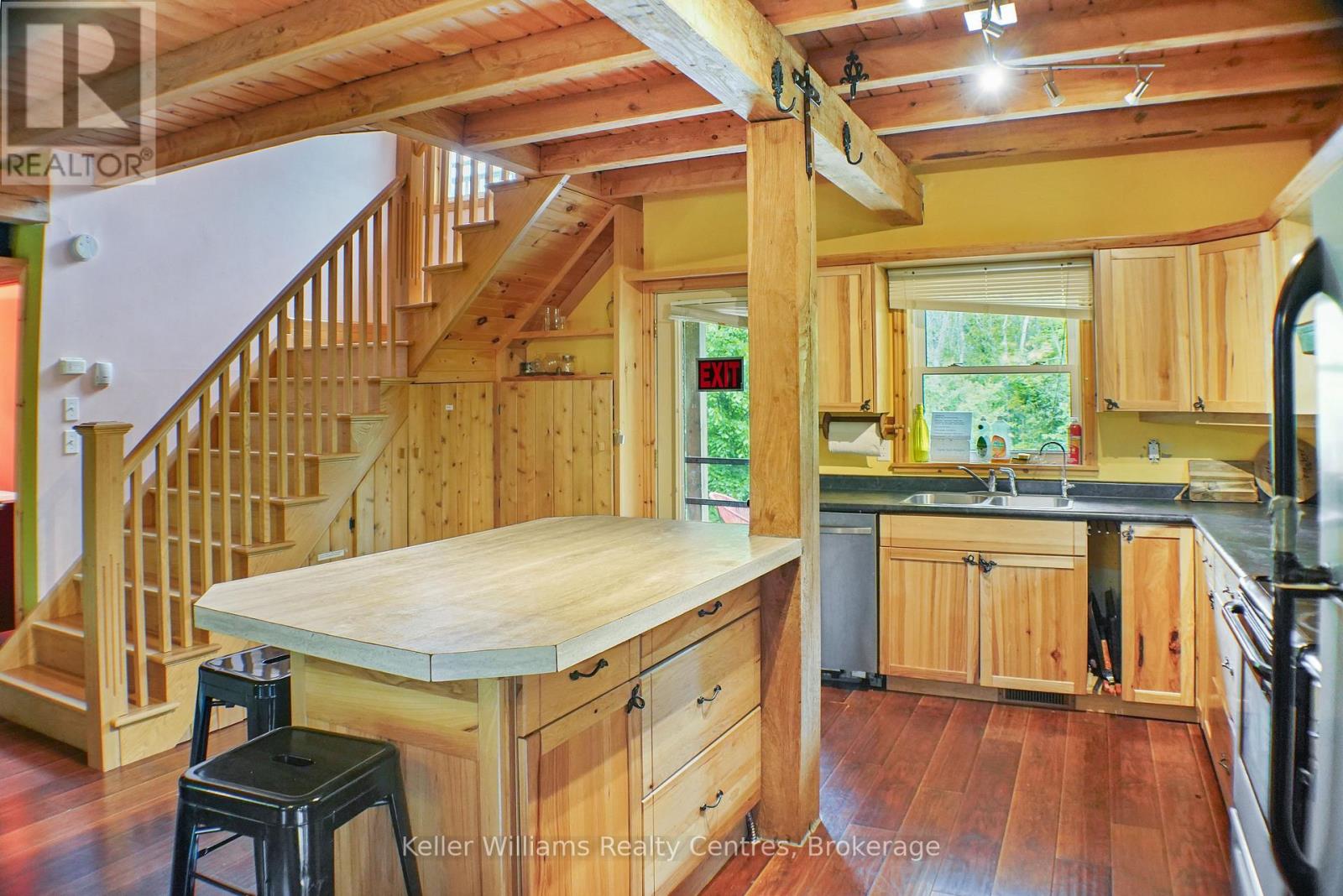 38 Devils Glen Road, Northern Bruce Peninsula, Ontario  N0H 2T0 - Photo 23 - X12099152