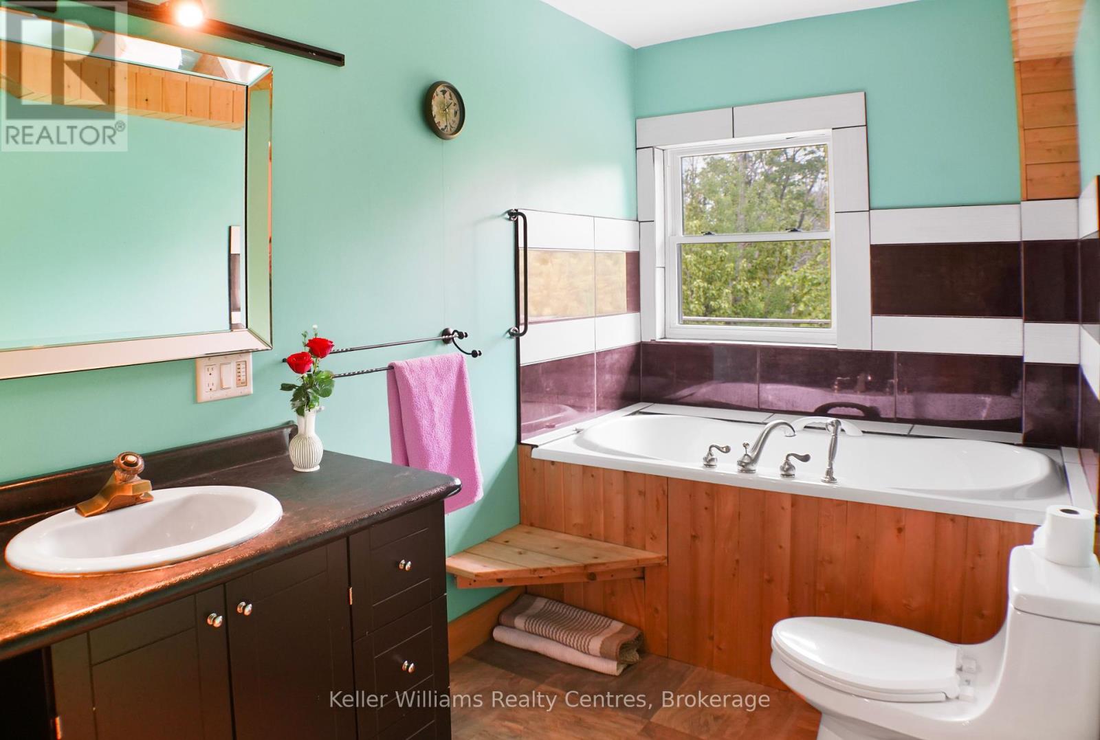 38 Devils Glen Road, Northern Bruce Peninsula, Ontario  N0H 2T0 - Photo 35 - X12099152