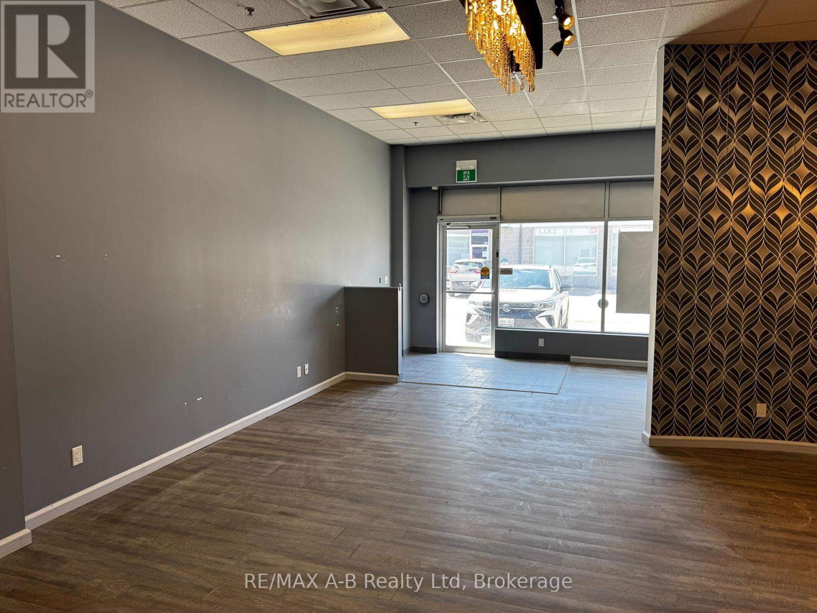 C7 - 804 Ontario Street, Stratford, Ontario  N5A 3K1 - Photo 3 - X12099542