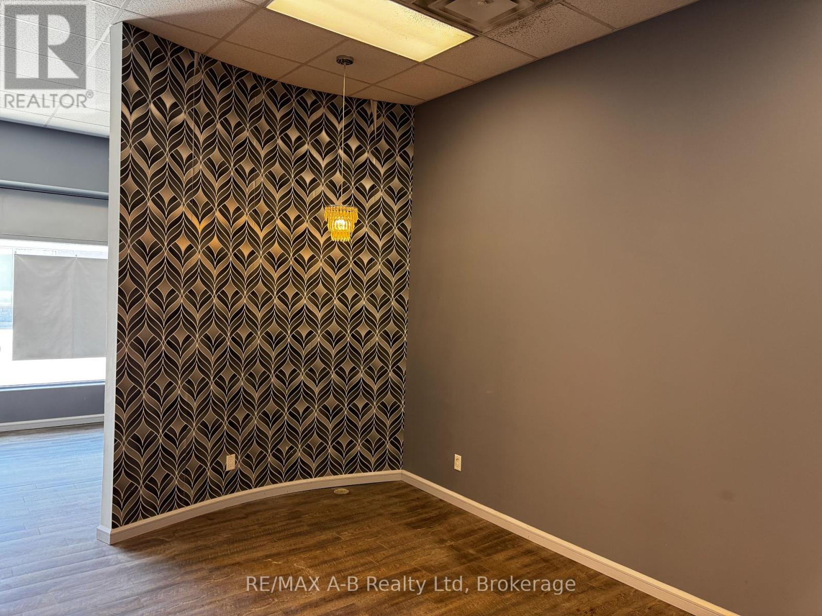 C7 - 804 Ontario Street, Stratford, Ontario  N5A 3K1 - Photo 6 - X12099542