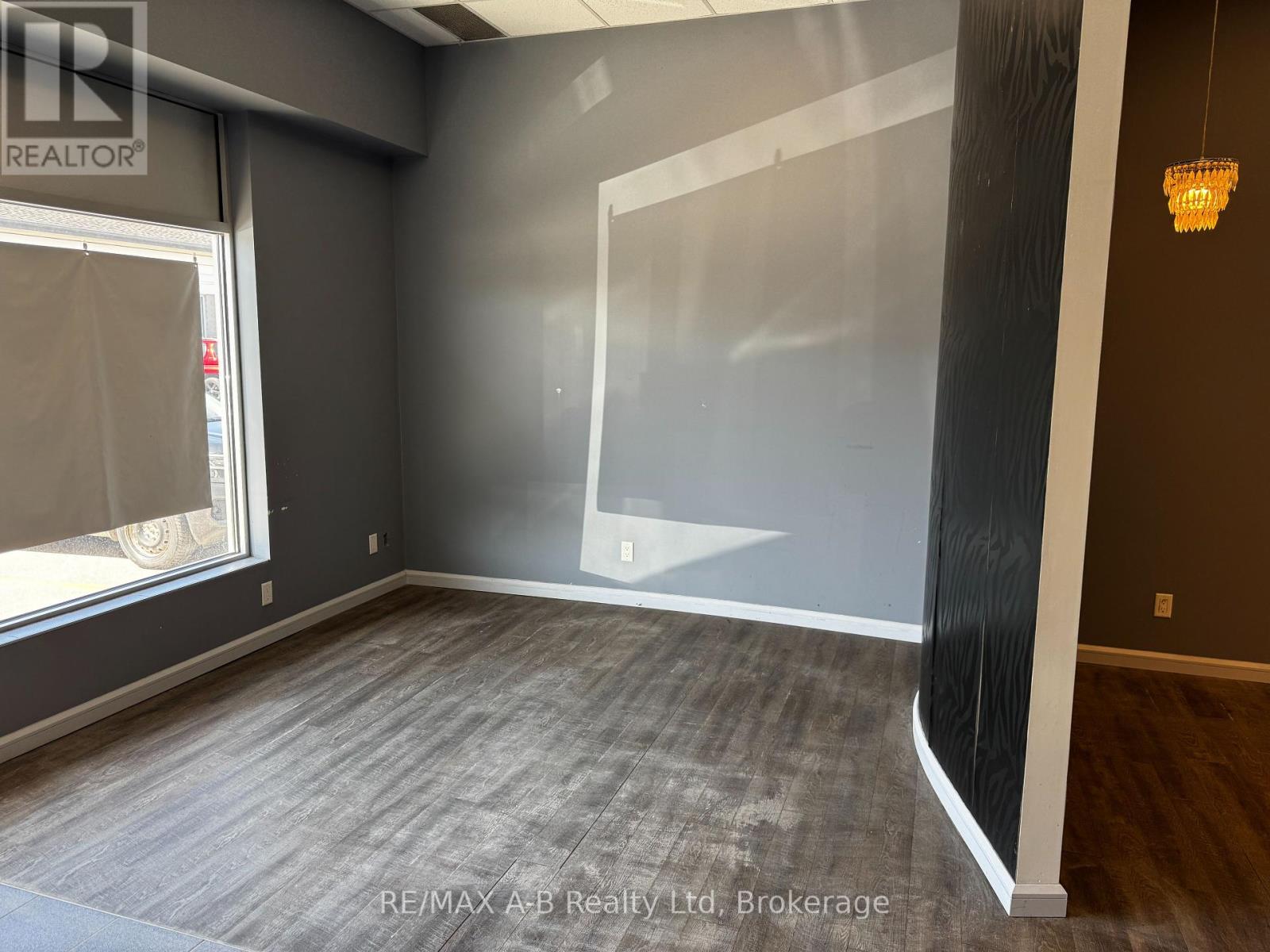 C7 - 804 Ontario Street, Stratford, Ontario  N5A 3K1 - Photo 8 - X12099542
