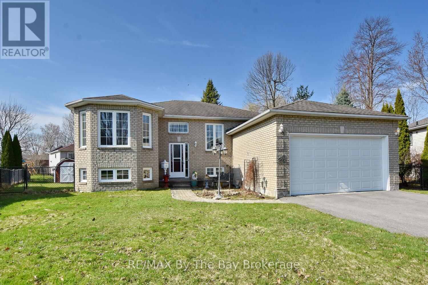41 EVERGREEN CRESCENT, Wasaga Beach, Ontario