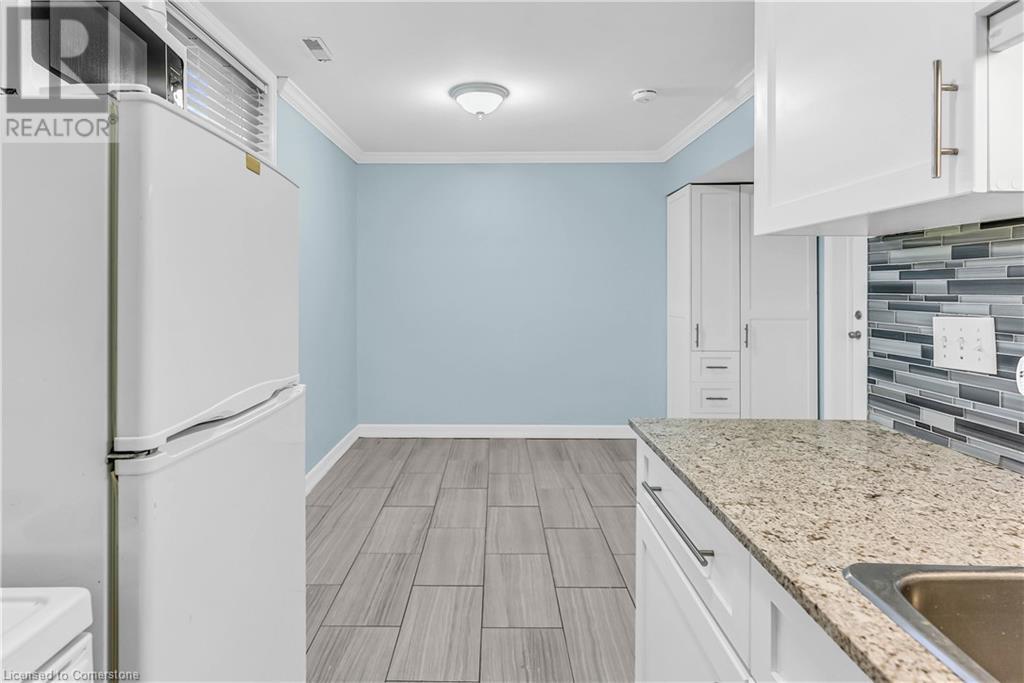 31 Southdale Avenue Unit# 1, Kitchener, Ontario  N2M 3V4 - Photo 9 - 40711962