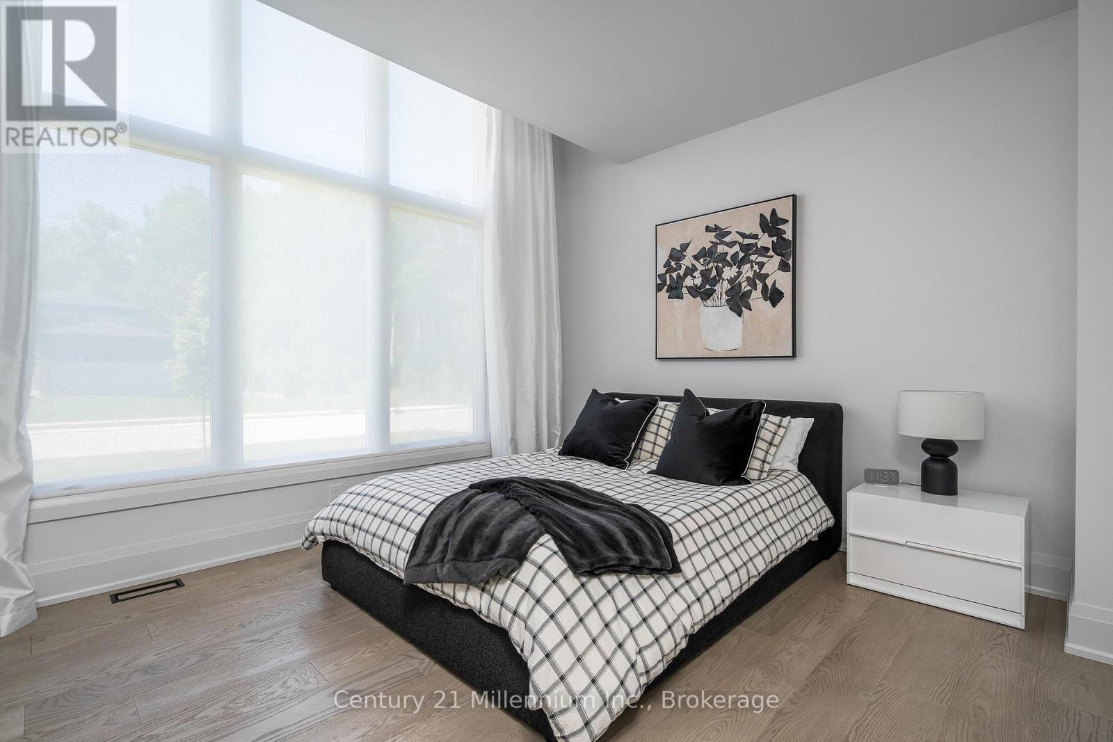 107 Tekiah Road, Blue Mountains, Ontario  N0H 1J0 - Photo 17 - X12100667