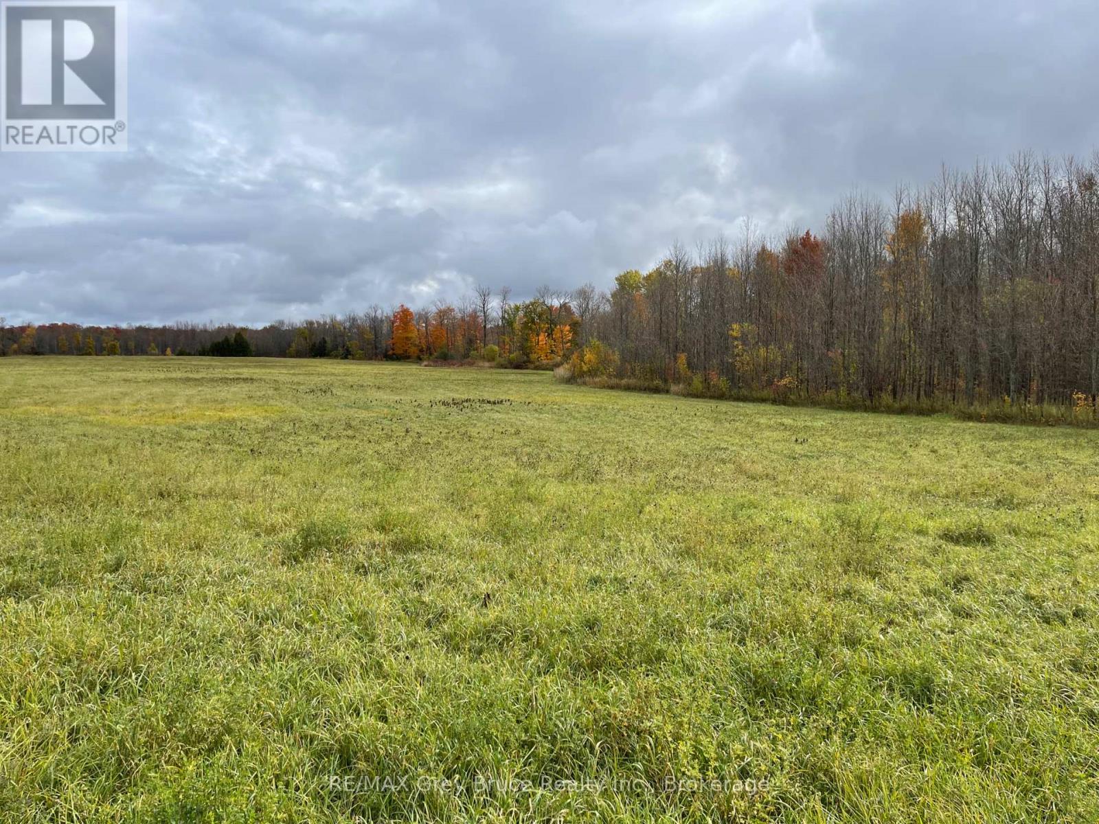 2-3 Sutter Road, Northern Bruce Peninsula, Ontario  N0H 2T0 - Photo 15 - X12100737
