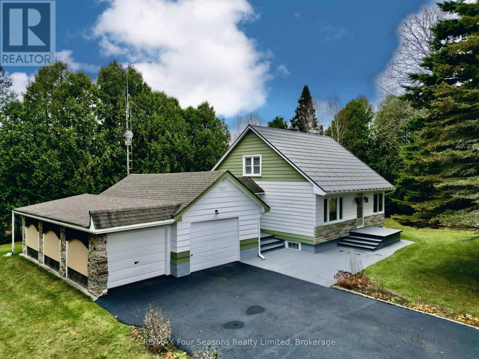 5601 COUNTY ROAD 9, Clearview, Ontario