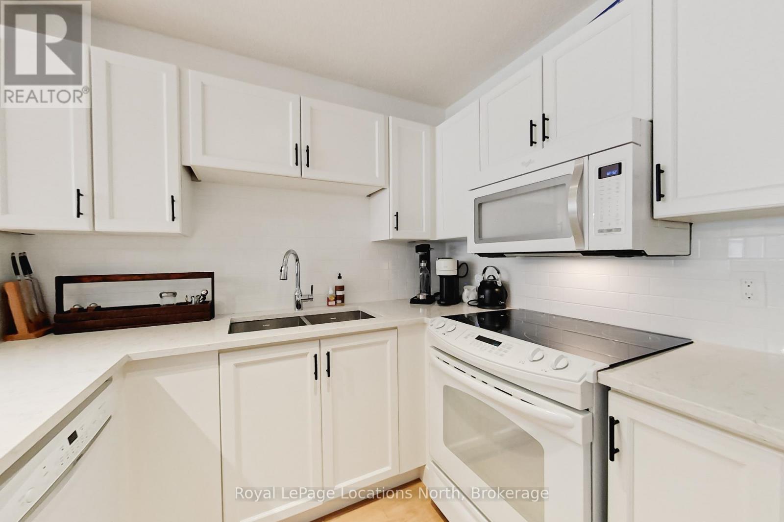 3 - 104 Kellie's Way, Blue Mountains, Ontario  L9Y 0L5 - Photo 16 - X12101117
