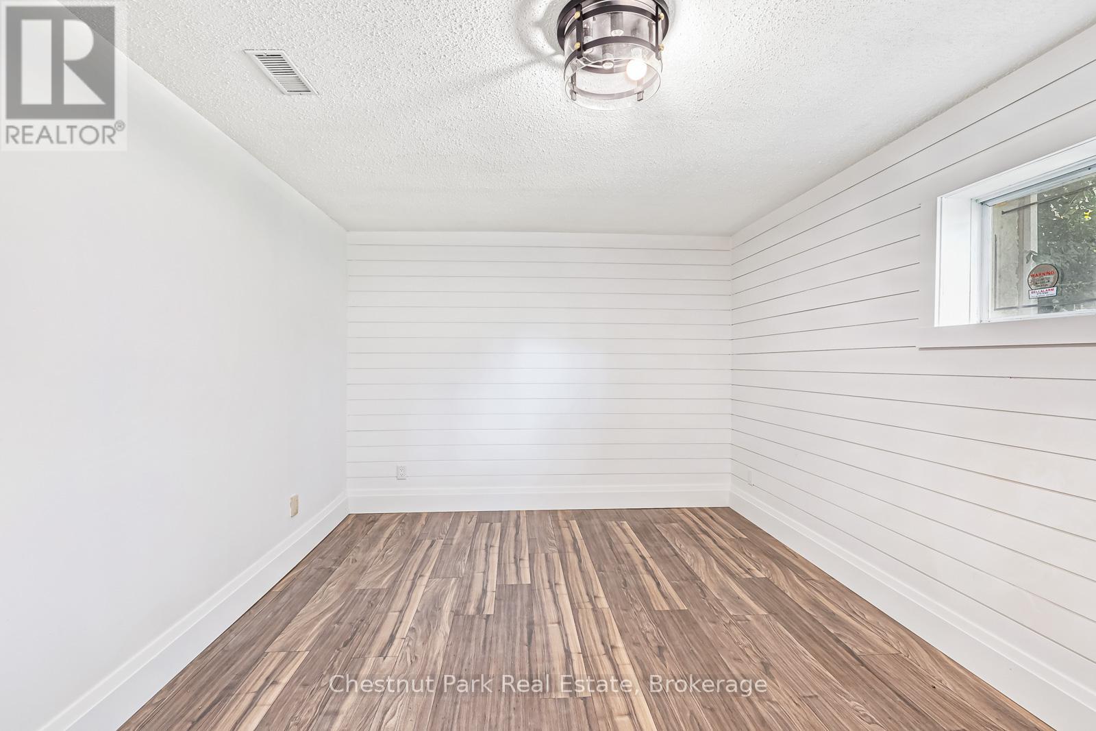4 Harben Court, Collingwood, Ontario  L9Y 4L8 - Photo 36 - S12101292