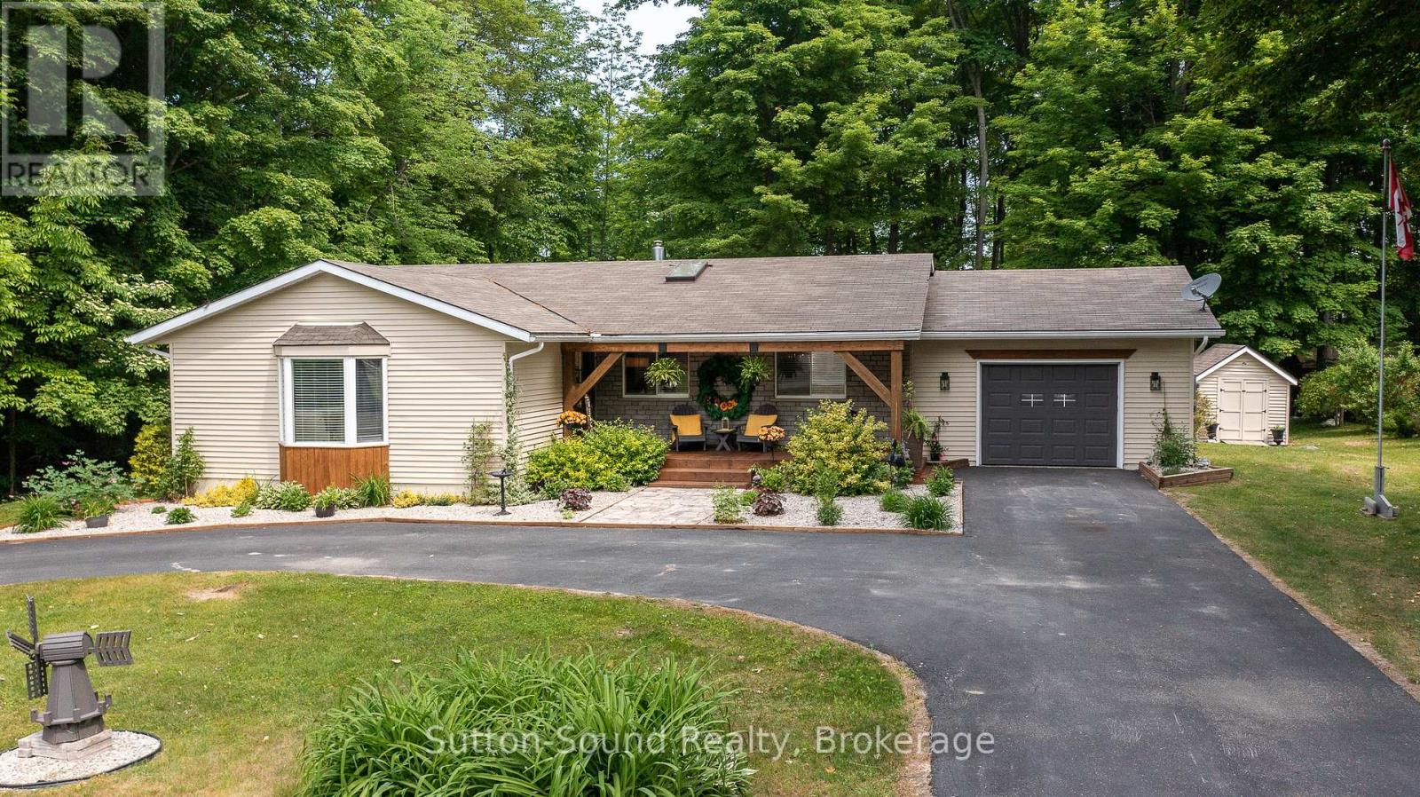 7 SANDY PINES TRAIL, South Bruce Peninsula, Ontario