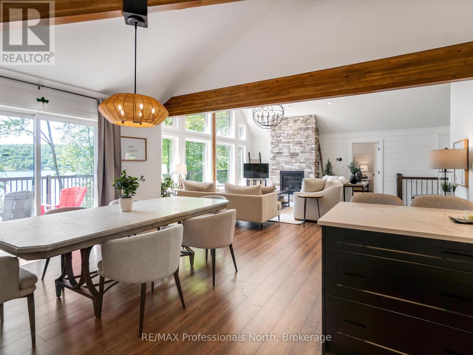 1073 Watson Road, Lake Of Bays, Ontario  P0B 0A3 - Photo 7 - X12101372