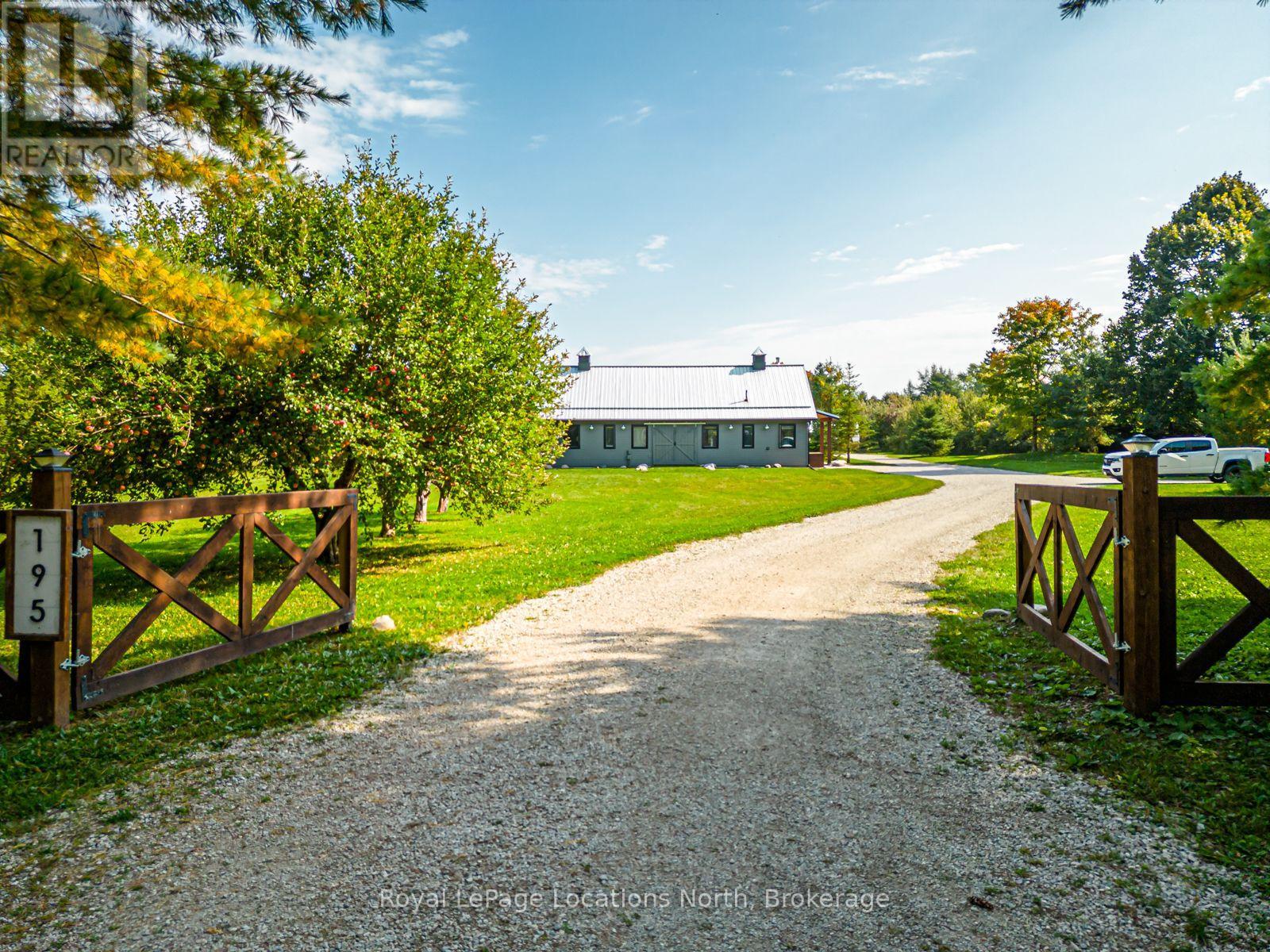 195 CENTRE STREET, Meaford, Ontario
