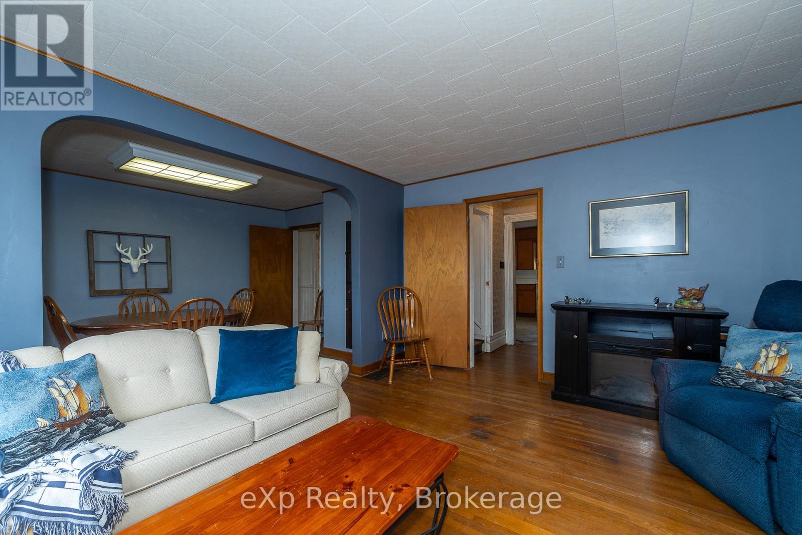 302350 Concession 2 Side Road, West Grey, Ontario  N4N 3B8 - Photo 16 - X12102040