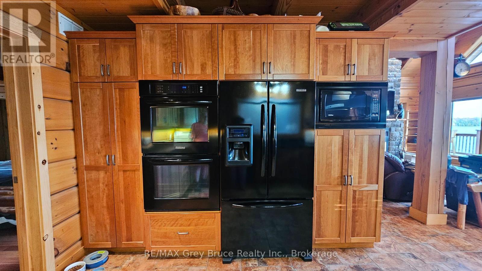 76 Miller Lake Shore Road, Northern Bruce Peninsula, Ontario  N0H 1Z0 - Photo 10 - X12102815