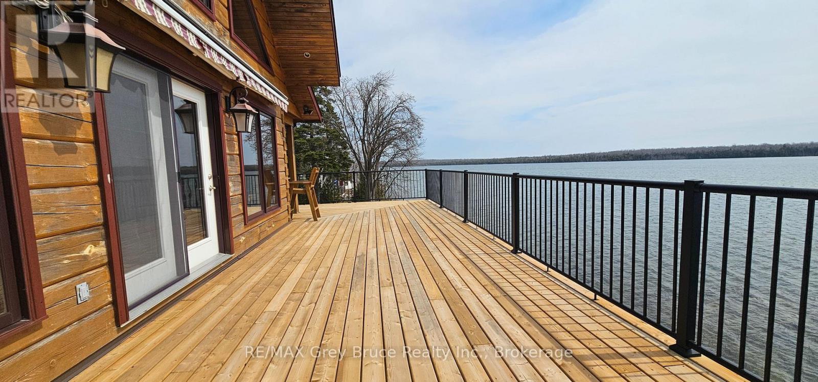 76 Miller Lake Shore Road, Northern Bruce Peninsula, Ontario  N0H 1Z0 - Photo 40 - X12102815