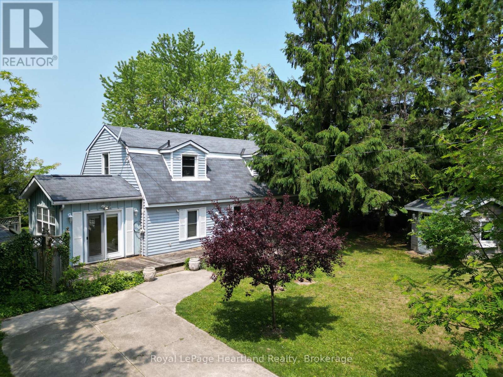 72959 Claudette Drive, Bluewater, Ontario  N0M 2T0 - Photo 3 - X12104301