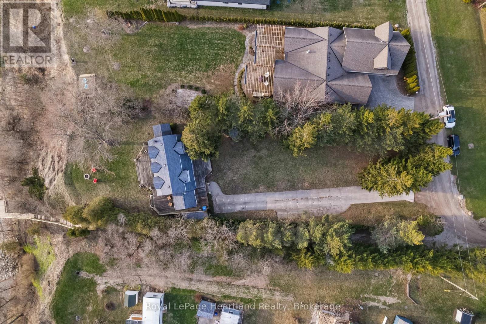 72959 Claudette Drive, Bluewater, Ontario  N0M 2T0 - Photo 40 - X12104301