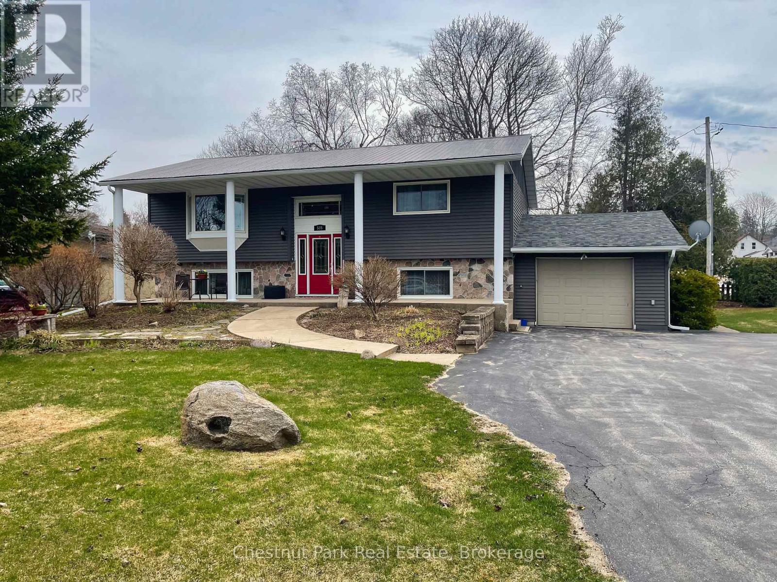 535 GEORGE STREET, South Bruce Peninsula, Ontario