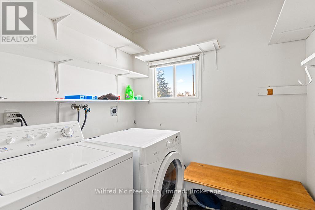 121 South Rankin Street, Saugeen Shores, Ontario  N0H 2L0 - Photo 23 - X12104873