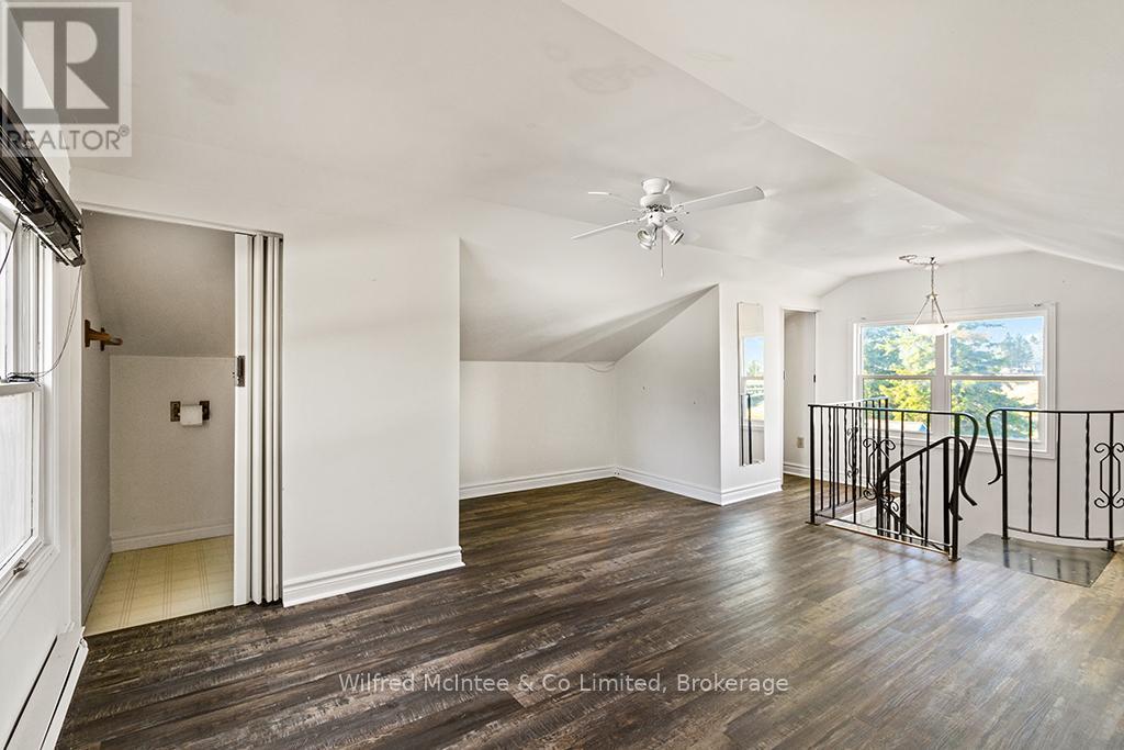 121 South Rankin Street, Saugeen Shores, Ontario  N0H 2L0 - Photo 25 - X12104873