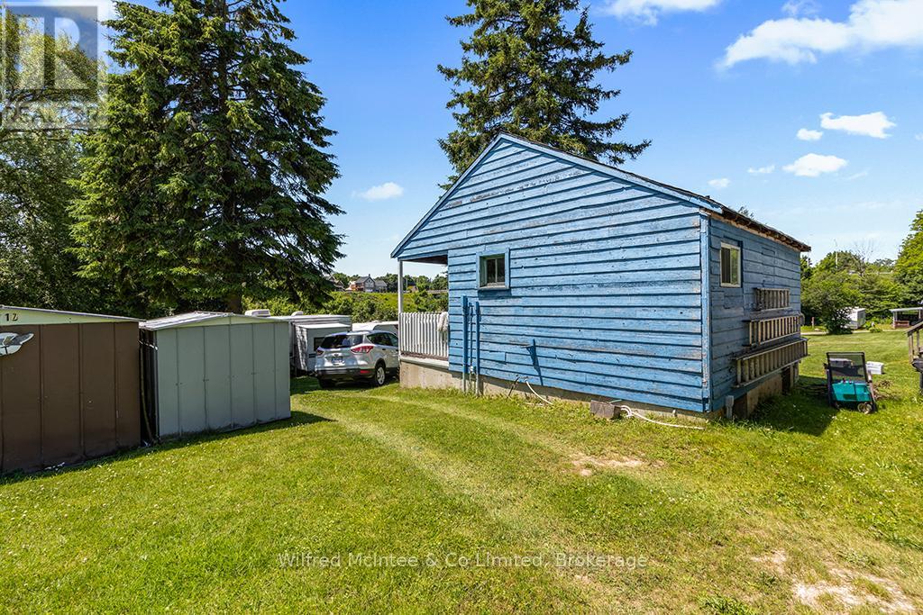 121 South Rankin Street, Saugeen Shores, Ontario  N0H 2L0 - Photo 35 - X12104873