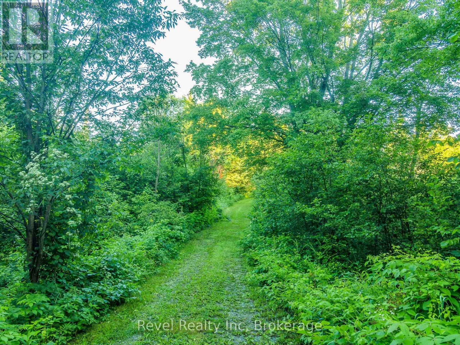 0 Miriam Drive, Bracebridge, Ontario  P1L 1X1 - Photo 3 - X12106166