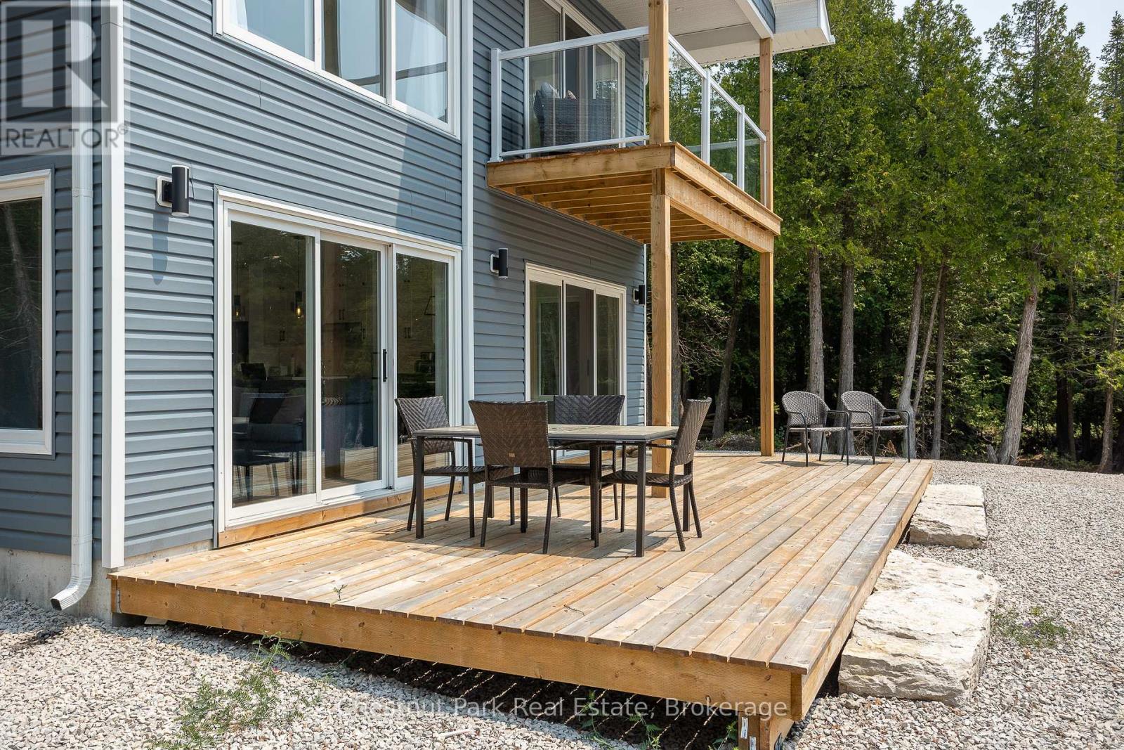 277 Eagle Road, Northern Bruce Peninsula, Ontario  N0H 2R0 - Photo 10 - X12106529